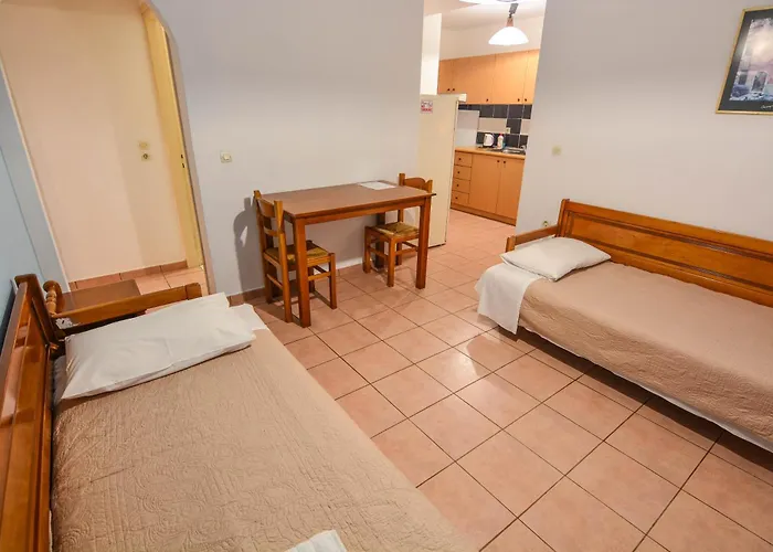 Apart-hotel Epavlis 3*