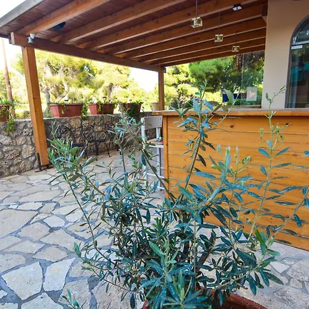 Apart Otel Epavlis Porto Heli