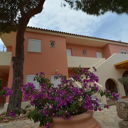 Apart Otel Epavlis 3*